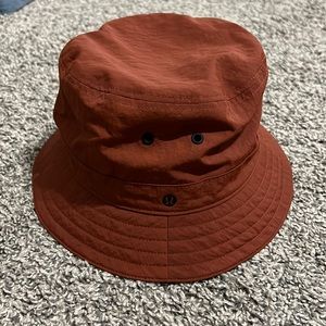 Lululemon bucket hat